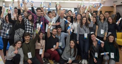 Ξεκινούν οι δηλώσεις συμμετοχής για τις Υποτροφίες Cosmote 2018 Ξεκινούν οι δηλώσεις συμμετοχής για τις Υποτροφίες Cosmote 2018