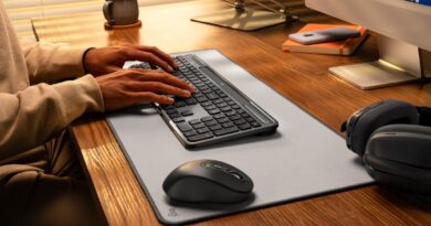 H Logitech παρουσιάζει το νέο Signature Slim Solar+ K980 Keyboard