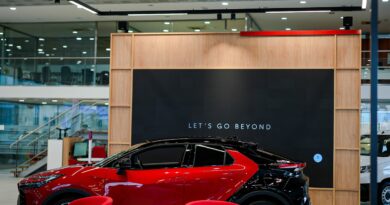 Η Samsung επεκτείνει τη συνεργασία της με την Toyota